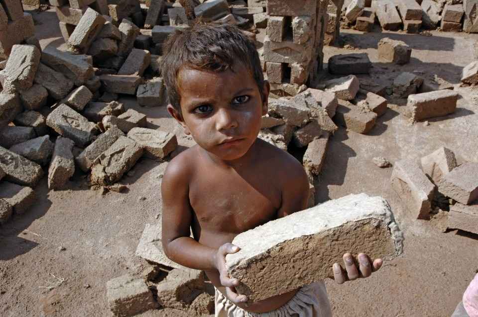 burundi top ten countries with highest child labour percentage e1485527675305