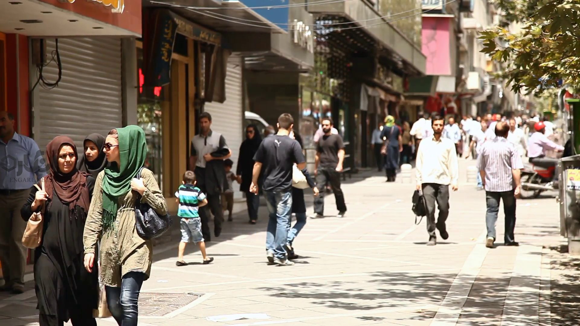 tehran iran shot of vali e asr street in 2012 men and women walkingshot with canon 5d mkii 25
