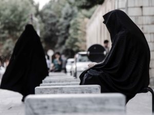 زنان خودسرپرست و سالمندان، فراموش نشوند