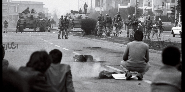 davidburnett961159 چرا در ایران دوباره انقلاب نمی شود؟!