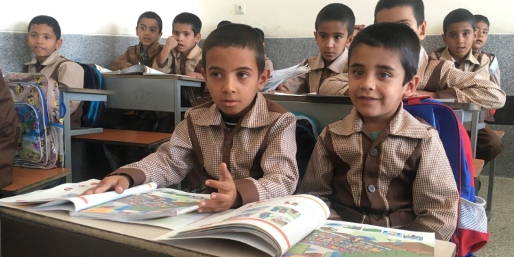 9ADA09C8 B22E 40C8 A04C EBCD68E87FC0 cx0 cy11 cw0 w1200 r1 کالبدشکافی یک نظام آموزشی [در نظام آموزشی چه می گذرد؟]