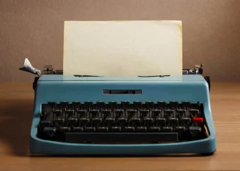 writing a book نقد روضه اجتماعی؛ تحلیل گرفتار روایت